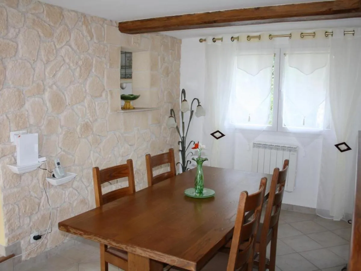 Maison Renovee Avec Grand Jardin, Acces Riviere, Cheminee Et Tout Confort A Monetay-Sur-Allier - Fr-1-489-110 0*,  France